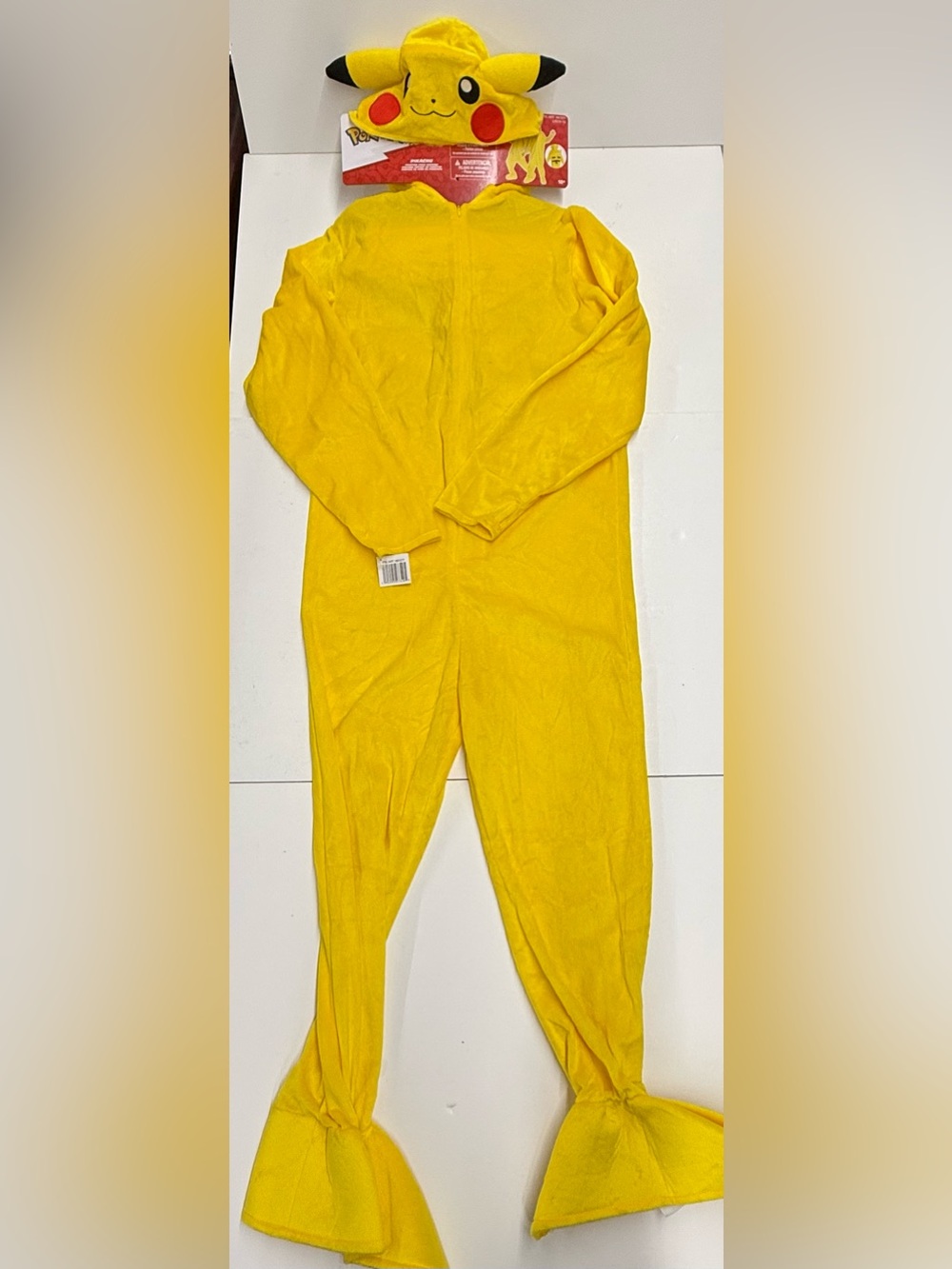 NEW Pokémon Pikachu Kids One-Piece Costume with Hood Size Large